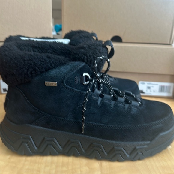 UGG Women’s TerraTrail Cozy Lace Boot - Picture 1 of 6